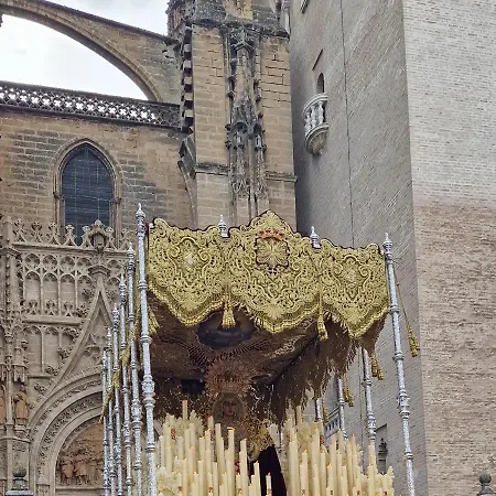 Luminoso Appartamento Siviglia